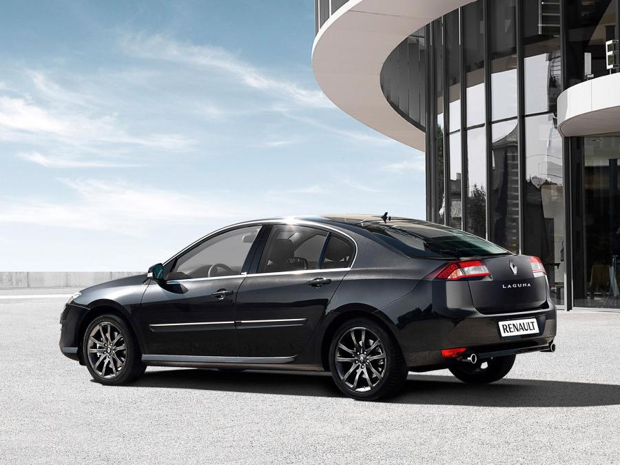  Renault Laguna 2011 года  (фото 8 из 17)